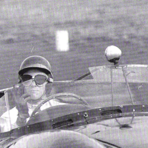 Jim fait le "V" de la victoire 
Contribution de Marc Hogenkamp